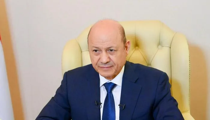 العليمي يكشف عن خطة حوثية لاغتيال المبعوث الأممي تم إحباطها في اليمن العليمي يكشف عن خطة حوثية لاغتيال المبعوث الأممي تم إحباطها في اليمن