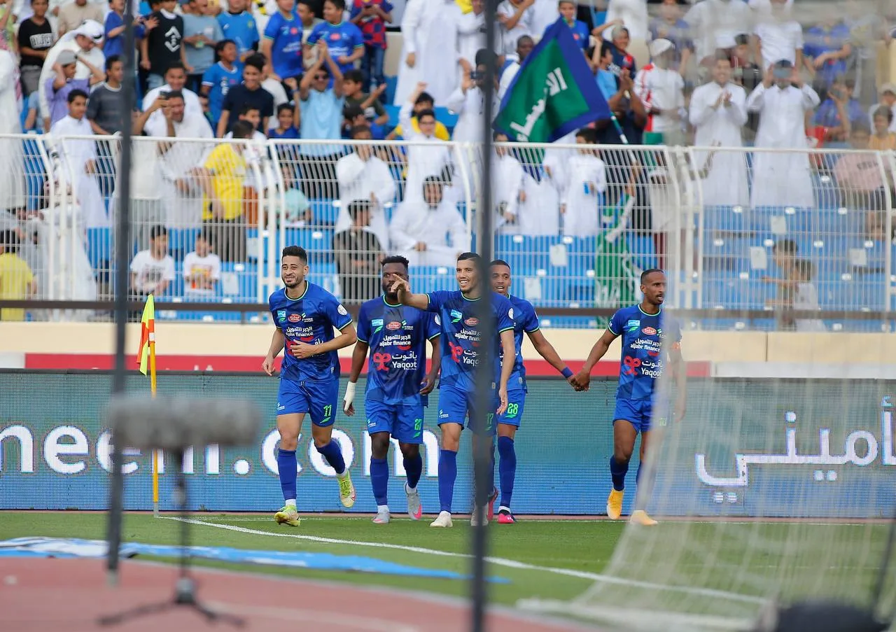 العنزي يعلن مغادرته نادي الفتح رسميًا – والنادي يسعى لتعيين بديل له العنزي يعلن مغادرته نادي الفتح رسميًا – والنادي يسعى لتعيين بديل له