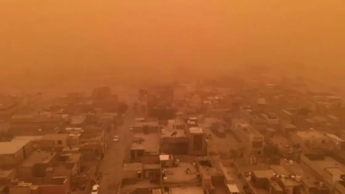 العواصف الرملية تؤثر على 330 مليون فرد في 150 دولة حول العالم العواصف الرملية تؤثر على 330 مليون فرد في 150 دولة حول العالم
