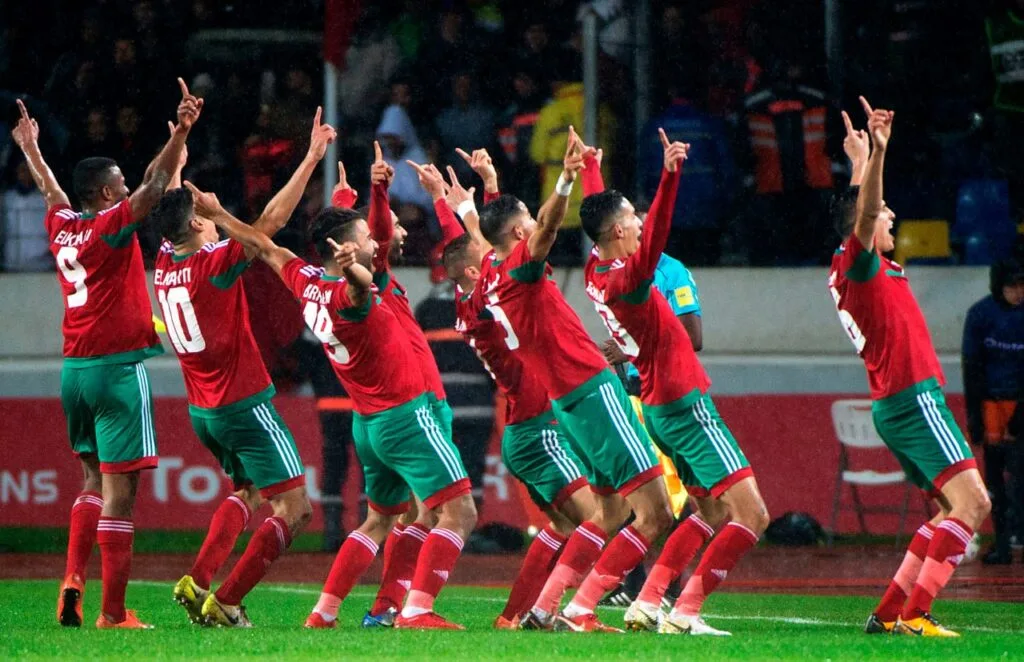 القائمة الرسمية لمنتخب المغرب تحضيرًا لكأس إفريقيا للمحليين القائمة الرسمية لمنتخب المغرب تحضيرًا لكأس إفريقيا للمحليين