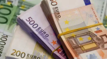 القلق من قيمة الدولار يدفع الدول النامية إلى الاستثمار في سندات اليورو