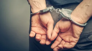 القوات الأمنية اللبنانية تعتقل مجموعة من المطلوبين