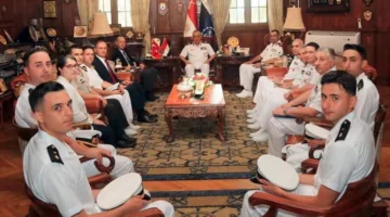 القوات البحرية تستضيف وفدًا من الأكاديمية البحرية التركية