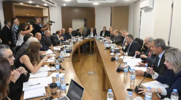 المال تصادق على قانون إصلاح المصارف بانتظار تحويل موضوع ‘الانتظام المالي واسترداد الودائع’
