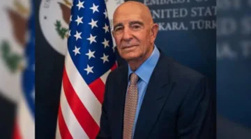 المبعوث الأمريكي توماس باراك: ترامب أبدى التزامه باحترام لبنان وتعهد بدعمه.