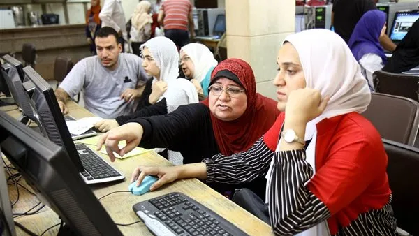 المستقبل بين يديك: إذا حصلت على 70% إلى 80% في العلوم الرياضية، لديك 15 كلية متاحة لك. المستقبل بين يديك: إذا حصلت على 70% إلى 80% في العلوم الرياضية، لديك 15 كلية متاحة لك.