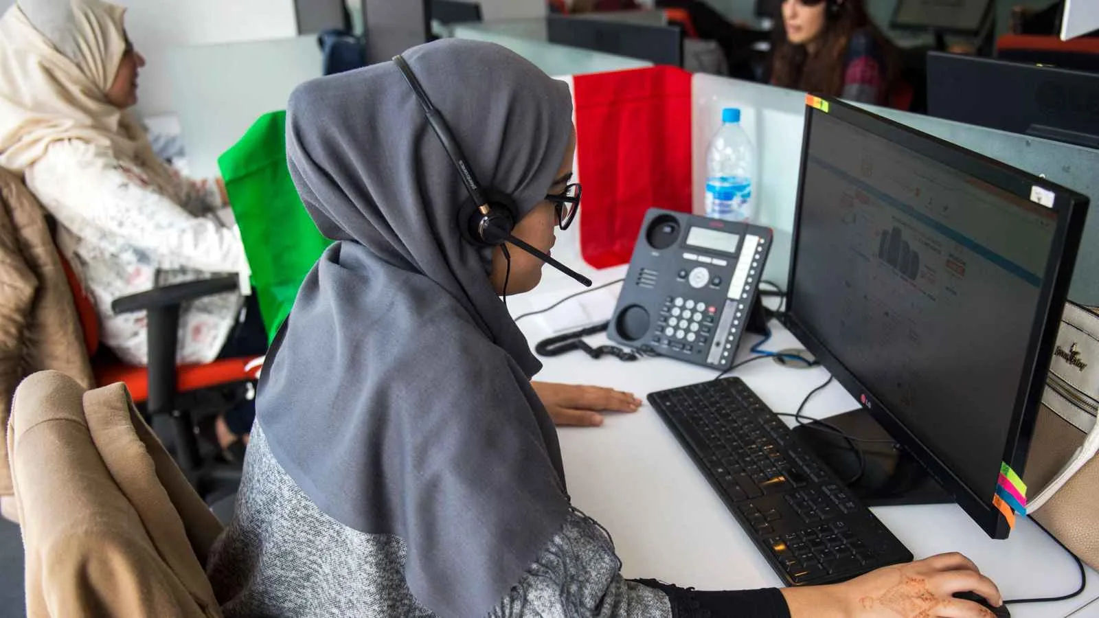 المغرب يتبنى تقنية 5G: خطوة نحو التحول الرقمي وجذب الاستثمارات