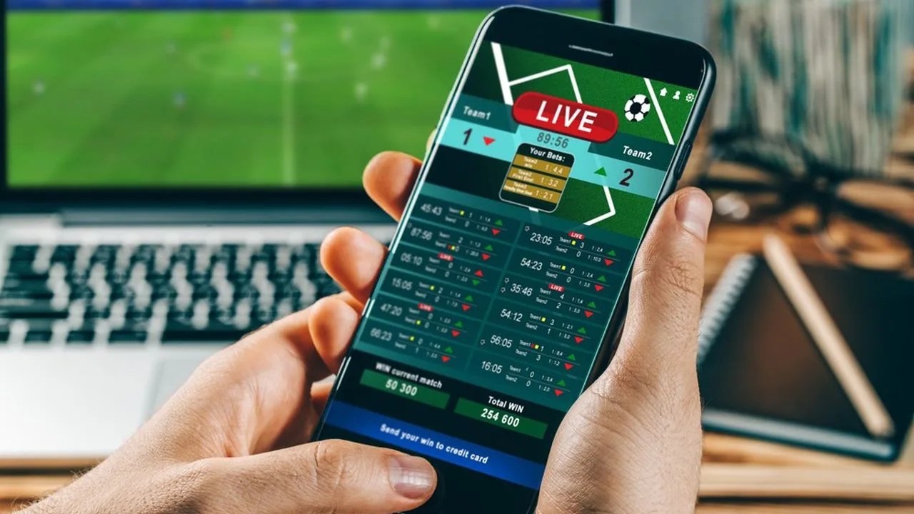 المغرب يطبق ضريبة بنسبة 30% على عائدات المراهنات من المنصات الدولية اعتبارًا من يوليو. المغرب يطبق ضريبة بنسبة 30% على عائدات المراهنات من المنصات الدولية اعتبارًا من يوليو.
