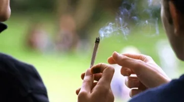 المفتي السابق يناقش العقوبات المتعلقة بتعاطي المخدرات