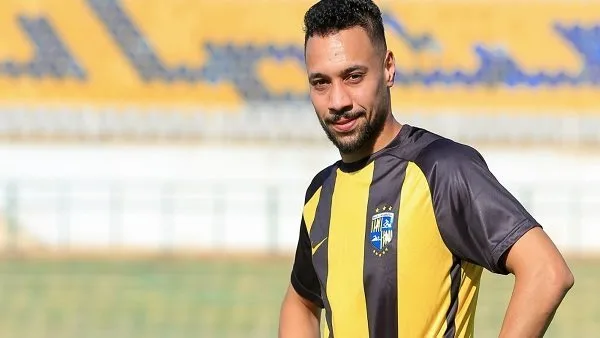 المقاولون العرب يعلن توقيع نادر هشام لمدة ثلاث سنوات.