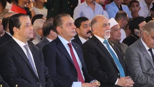 النائب أحمد عبدالجواد في مؤتمر حاشد بالشرقية: حزب مستقبل وطن لديه رؤية محددة ولدينا كوادر مؤهلة للمشاركة في الانتخابات البرلمانية.