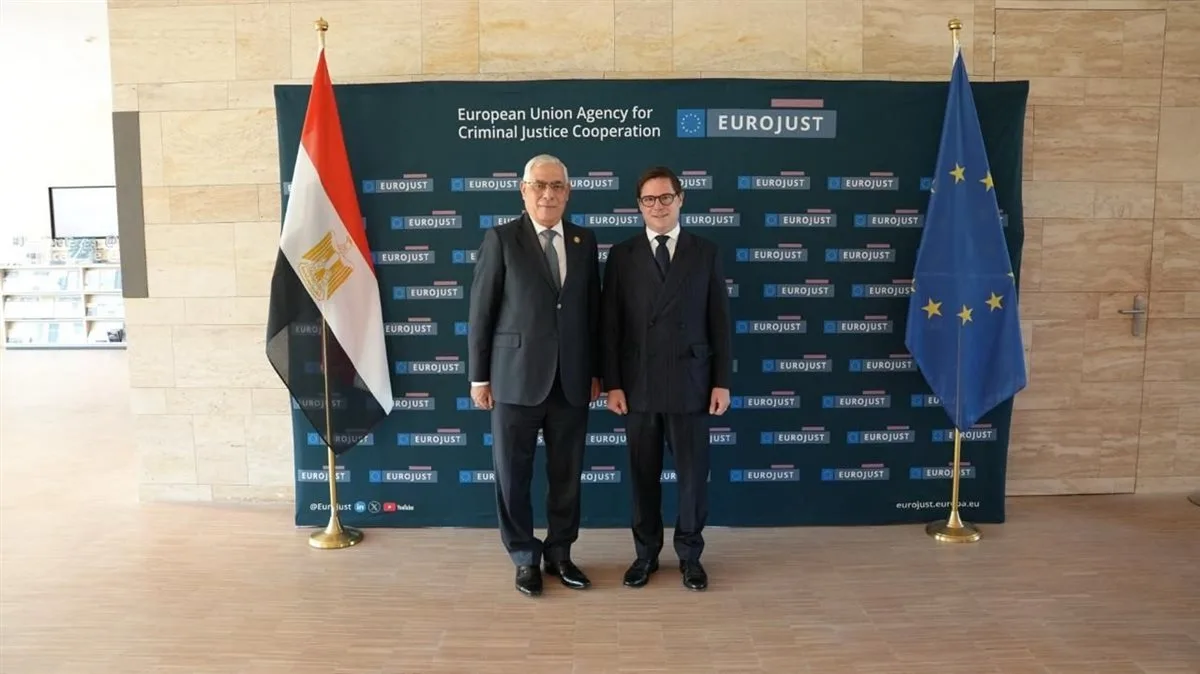 النائب العام يشارك في اجتماعات “اليوروميد” في لاهاي ويتناول سبل التعاون مع “يوروچست” النائب العام يشارك في اجتماعات “اليوروميد” في لاهاي ويتناول سبل التعاون مع “يوروچست”