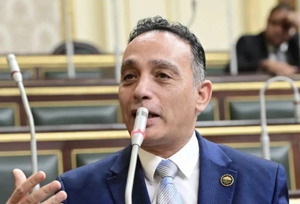 النائب فريد البياضي يتساءل: هل من المعقول أن تتوقف الدولة بسبب حريق في مركز اتصالات واحد؟ النائب فريد البياضي يتساءل: هل من المعقول أن تتوقف الدولة بسبب حريق في مركز اتصالات واحد؟