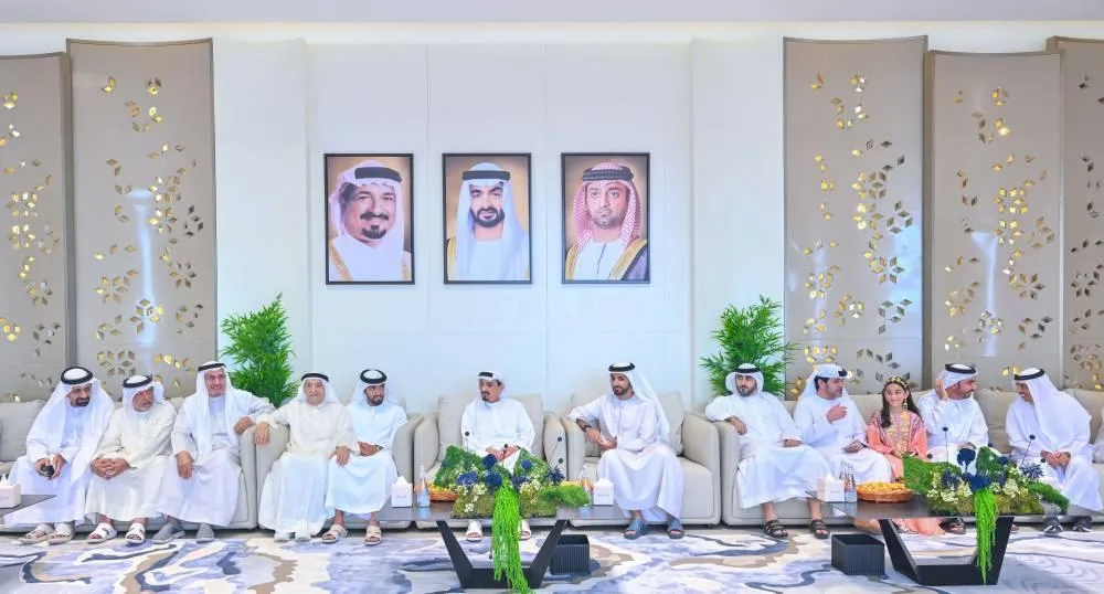 النعيمي يطلق مجلس الحليو في عجمان كجزء من مبادرات «عام المجتمع» النعيمي يطلق مجلس الحليو في عجمان كجزء من مبادرات «عام المجتمع»