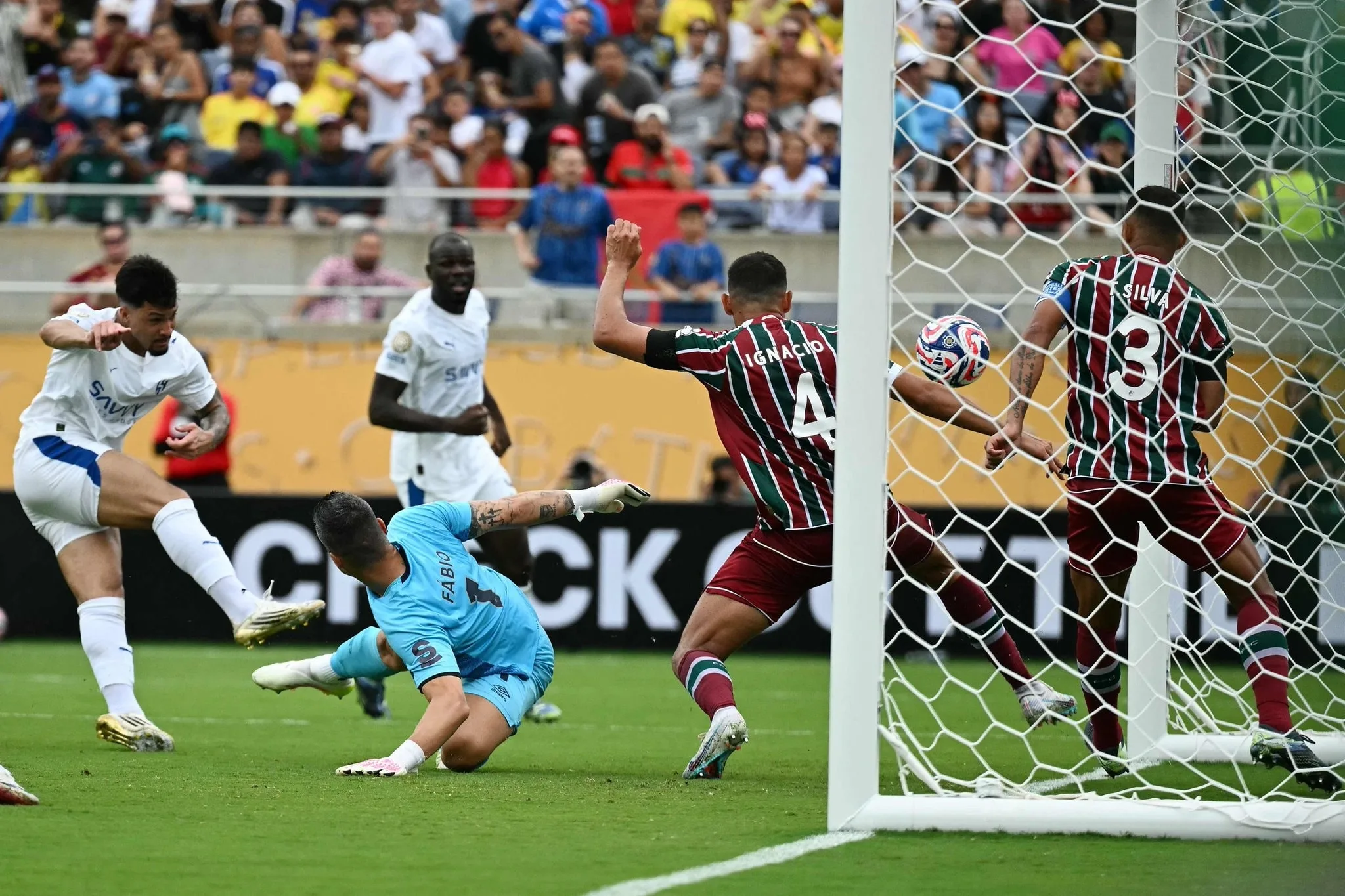 الهلال السعودي يغادر كأس العالم للأندية بعد الخسارة من فلومينينسي