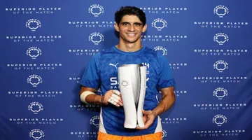 الهلال السعودي يوشك على تمديد عقد حارس مرمى الفريق