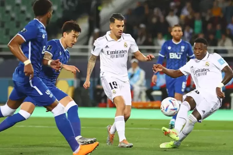 الهلال يتواجد بين الأندية الأكثر ربحًا في كأس العالم للأندية، متصدرًا القائمة ريال مدريد. الهلال يتواجد بين الأندية الأكثر ربحًا في كأس العالم للأندية، متصدرًا القائمة ريال مدريد.