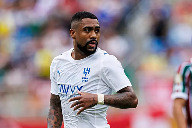 الهلال يخطط لإنهاء عقد مالكوم الهلال يخطط لإنهاء عقد مالكوم
