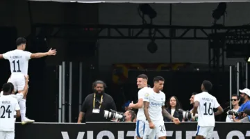 الهلال يدرس الانسحاب من كأس السوبر السعودي
