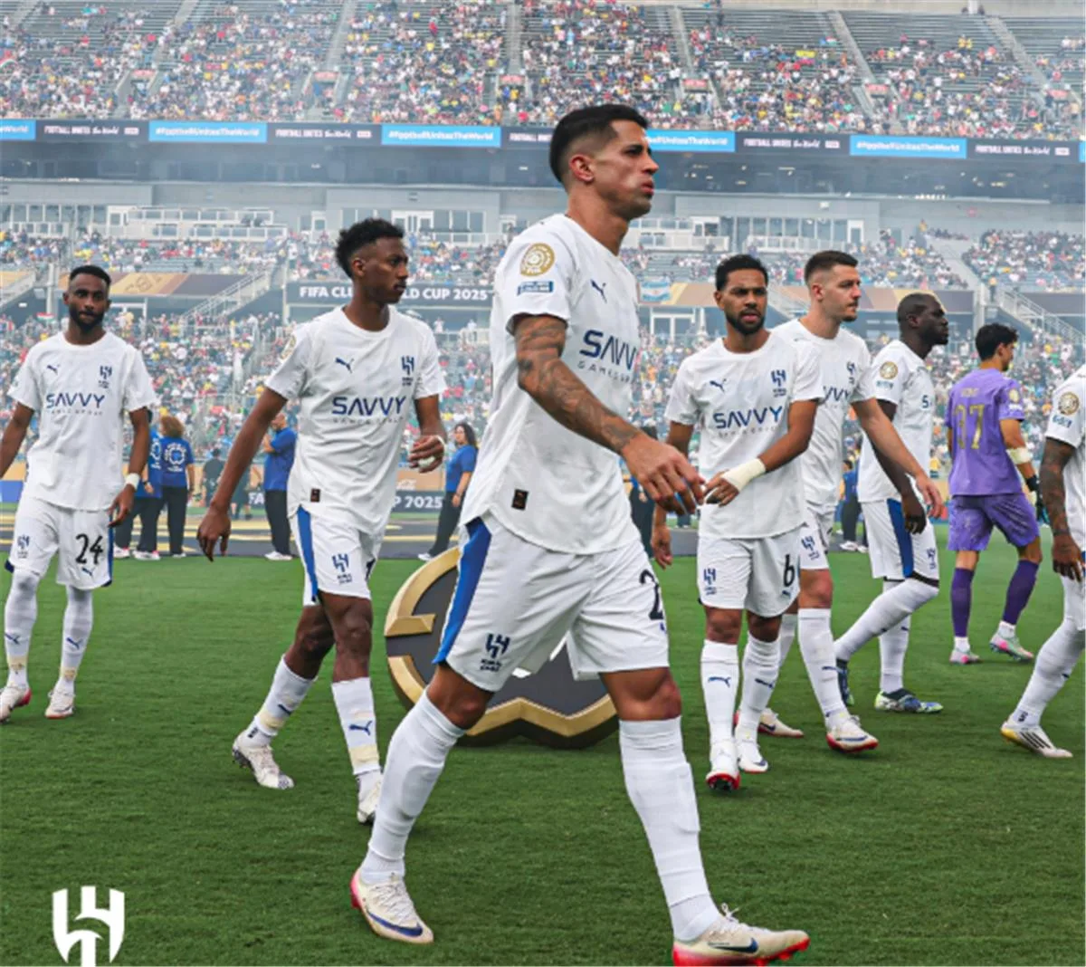 الهلال يعلن اعتذاره عن عدم المشاركة في كأس السوبر السعودي مع شرط لتفادي العقوبات الهلال يعلن اعتذاره عن عدم المشاركة في كأس السوبر السعودي مع شرط لتفادي العقوبات