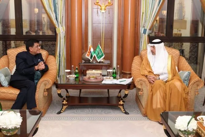 الهند تعمل على تعزيز شراكتها الصناعية مع السعودية في قطاعات الأدوية والسيراميك. الهند تعمل على تعزيز شراكتها الصناعية مع السعودية في قطاعات الأدوية والسيراميك.