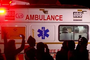 ازدحام في معبد هندوسي بشمال الهند يؤدي إلى وفاة 6 أشخاص على الأقل.