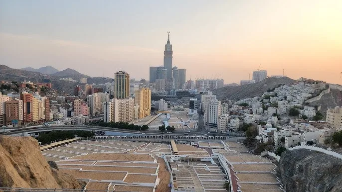 الهيئة الملكية تبدأ دراسة شاملة للجانب الاجتماعي والاقتصادي في مكة المكرمة