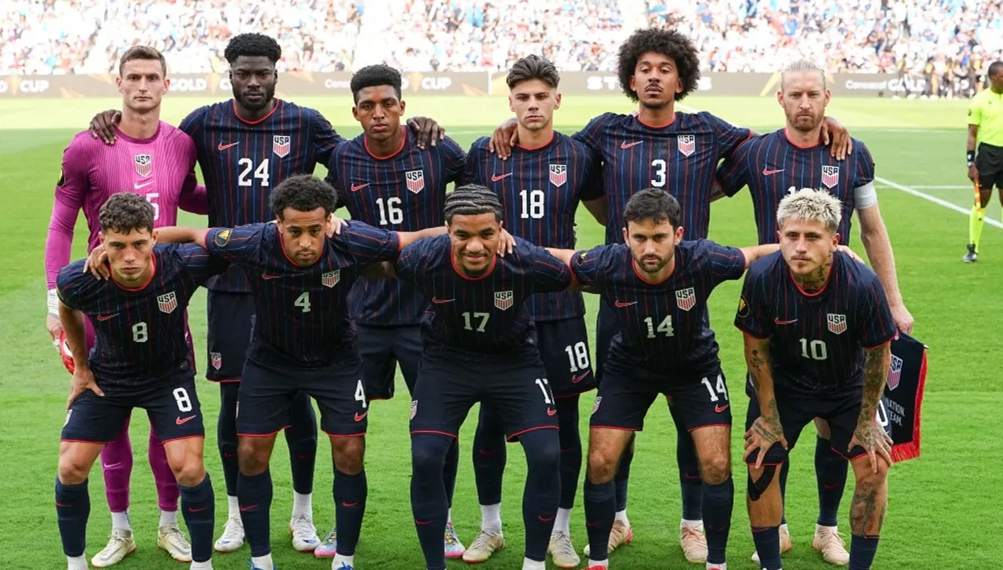 الولايات المتحدة والمكسيك تتواجهان في نهائي مثير على بطولة الكأس الذهبية الولايات المتحدة والمكسيك تتواجهان في نهائي مثير على بطولة الكأس الذهبية
