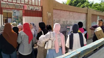 اليوم.. طلاب الصف الثالث الثانوي 2025 يختبرون مادة الرياضيات البحتة.