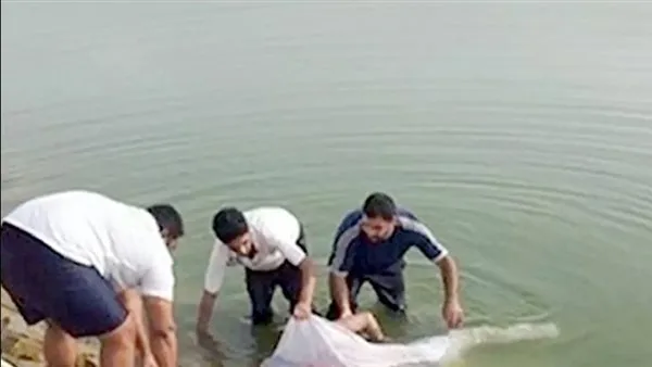 انتشال جثة شاب غريق من شاطئ «شهر العسل» غرب الإسكندرية