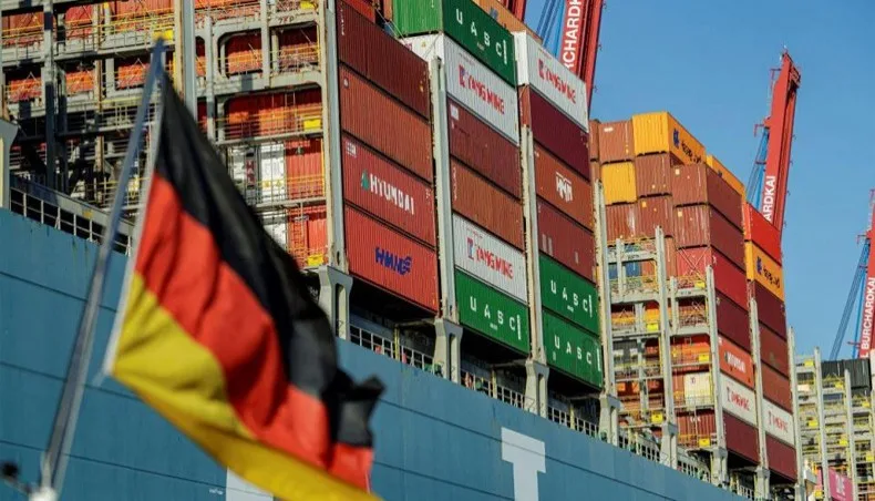 انخفاض الصادرات الألمانية بصورة أكبر مما كان متوقعًا في مايو بسبب تراجع الطلب من أمريكا