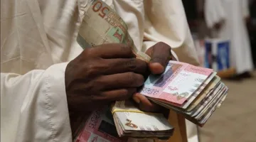 انخفاض تاريخي.. الدولار الأمريكي يعادل 3000 جنيه سوداني