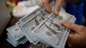 انخفاض سعر الدولار في نهاية تعاملات 14 يوليو 2025