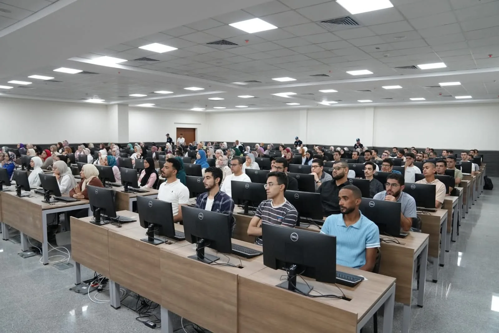 انطلاق اختبارات القبول لمبادرة “الرواد الرقميون” في الأكاديمية العسكرية المصرية بالعاصمة الإدارية الجديدة انطلاق اختبارات القبول لمبادرة “الرواد الرقميون” في الأكاديمية العسكرية المصرية بالعاصمة الإدارية الجديدة