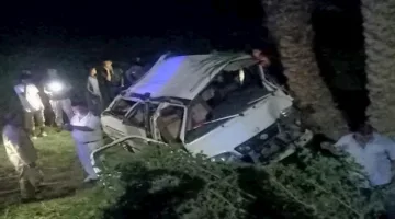 انفجار إطار السيارة يؤدي إلى إصابة 10 أشخاص جراء انقلاب ميكروباص في المنوفية