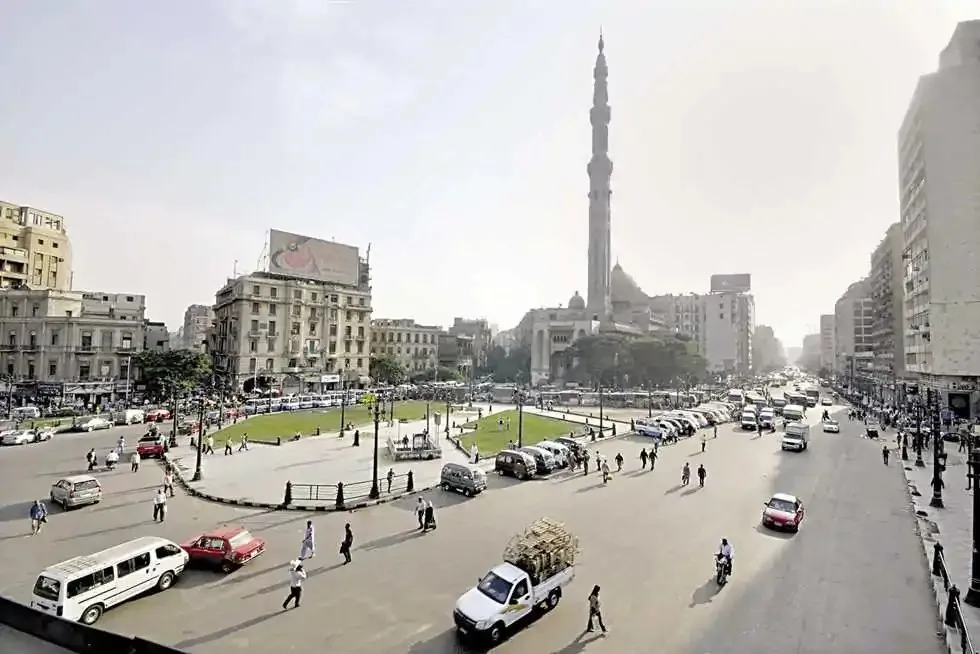 انفجار جهاز ضغط هواء في محطة وقود بشارع رمسيس وإصابة أحد العمال انفجار جهاز ضغط هواء في محطة وقود بشارع رمسيس وإصابة أحد العمال