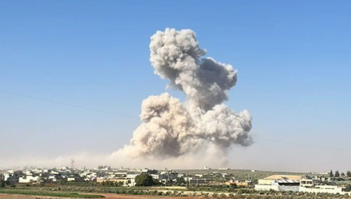 انفجار قوي ي震ف منطقة حول مدينة حلب السورية (فيديو وصور) انفجار قوي ي震ف منطقة حول مدينة حلب السورية (فيديو وصور)