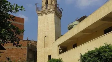 انهيار مئذنة مسجد تاريخي يكشف النزاعات بين وزارتَي السياحة والأوقاف