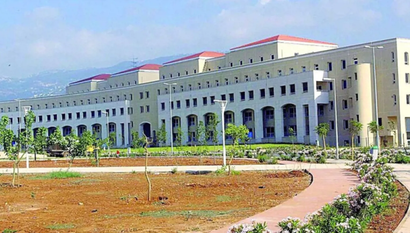انهيار نظام الانتداب… ما هو مستقبل أساتذة الجامعة؟