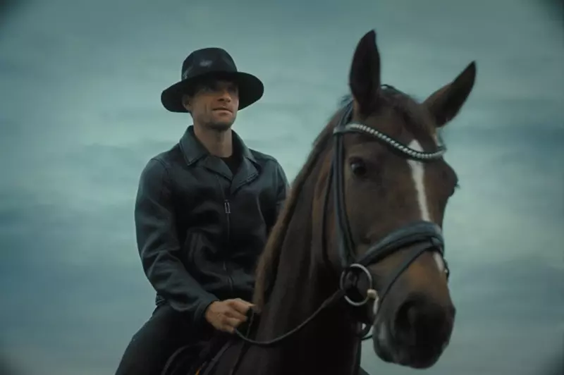 بأسلوب سينمائي.. توماس مولر يعلن انتقاله إلى الدوري الأمريكي بأسلوب سينمائي.. توماس مولر يعلن انتقاله إلى الدوري الأمريكي