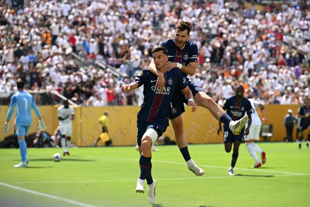 باريس سان جيرمان الفرنسي يصل إلى نهائي كأس العالم للأندية