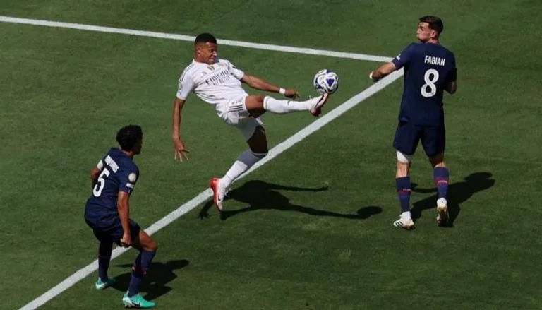 باريس سان جيرمان يهزم ريال مدريد ويبلغ نهائي كأس العالم للأندية (فيديو) باريس سان جيرمان يهزم ريال مدريد ويبلغ نهائي كأس العالم للأندية (فيديو)