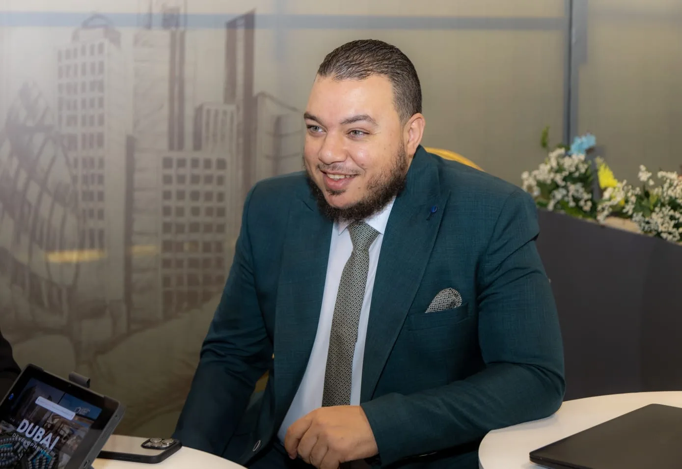 باسم علوان: انتعاش ملحوظ في السوق مع بداية إجازات المصريين المغتربين.. والمدن الجديدة تمثل فرصة استثمارية آمنة باسم علوان: انتعاش ملحوظ في السوق مع بداية إجازات المصريين المغتربين.. والمدن الجديدة تمثل فرصة استثمارية آمنة