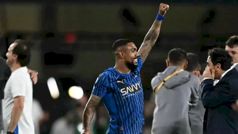 بالتأكيد، هنا إعادة صياغة للعنوان: “نحن الهلال، ونحن المجد” بالتأكيد، هنا إعادة صياغة للعنوان: “نحن الهلال، ونحن المجد”