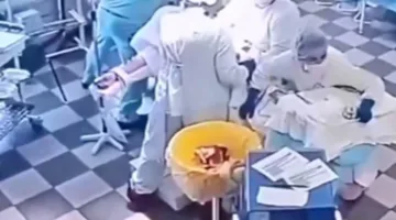 بالرغم من الزلزال القوي… أطباء روس يواصلون إجراء عملية جراحية وسط هزات عنيفة (فيديو)
