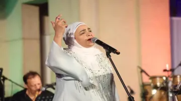بالصور | حنان ماضي تستعيد ذكريات التسعينيات لجمهور المسرح المفتوح