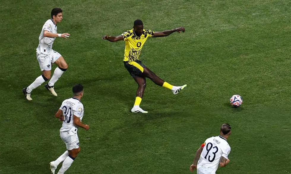 بث مباشر: كأس العالم للأندية – دورتموند (2)-(0) مونتيري.. هدف جيراسي الثاني! بث مباشر: كأس العالم للأندية – دورتموند (2)-(0) مونتيري.. هدف جيراسي الثاني!