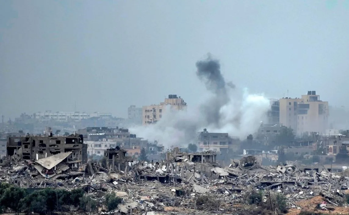 استشهاد 16 فلسطينيًا بسبب قصف إسرائيلي في غزة