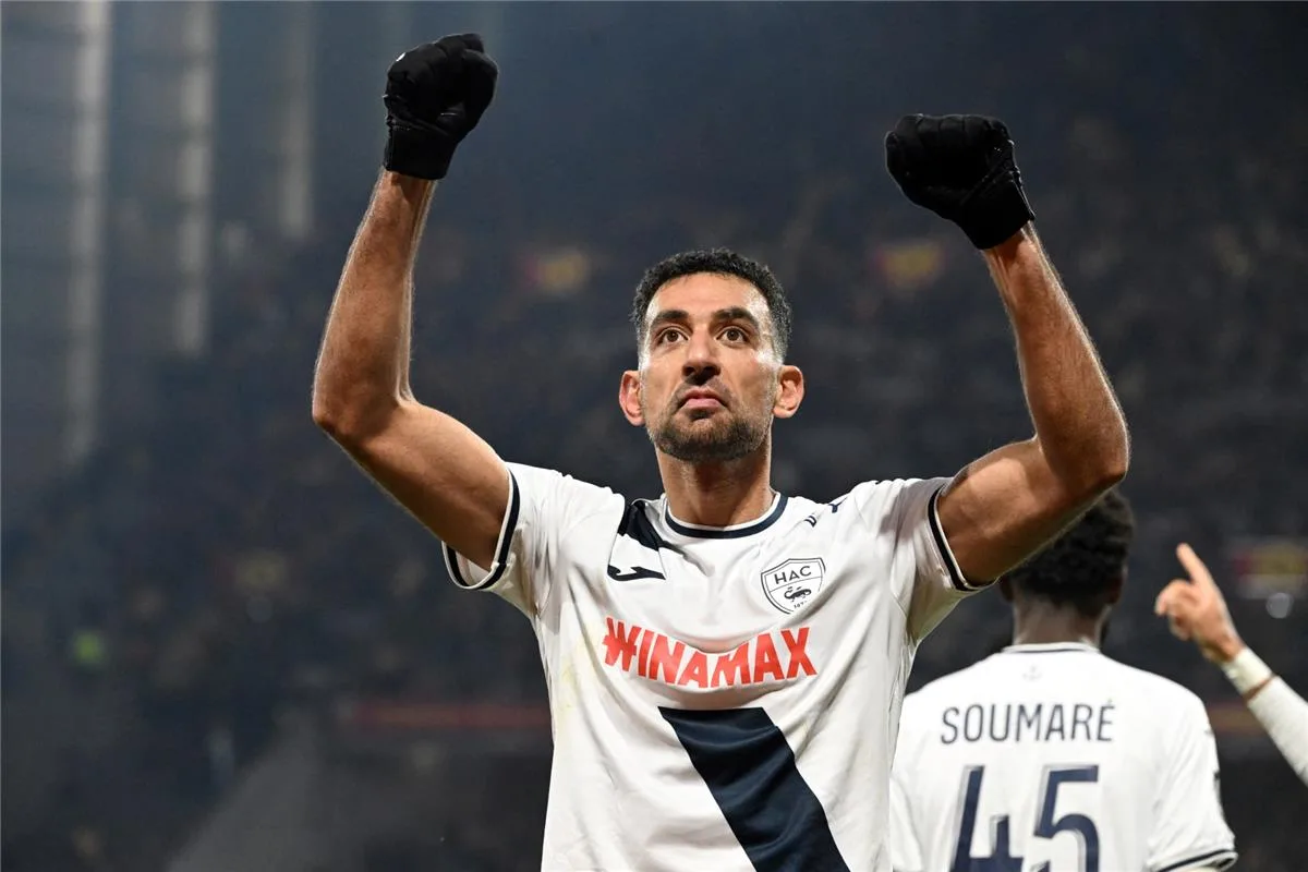 بديل للاعب فرنسي: تقارير تكشف عن قرب انتقال أحمد حسن كوكا للدوري السعودي