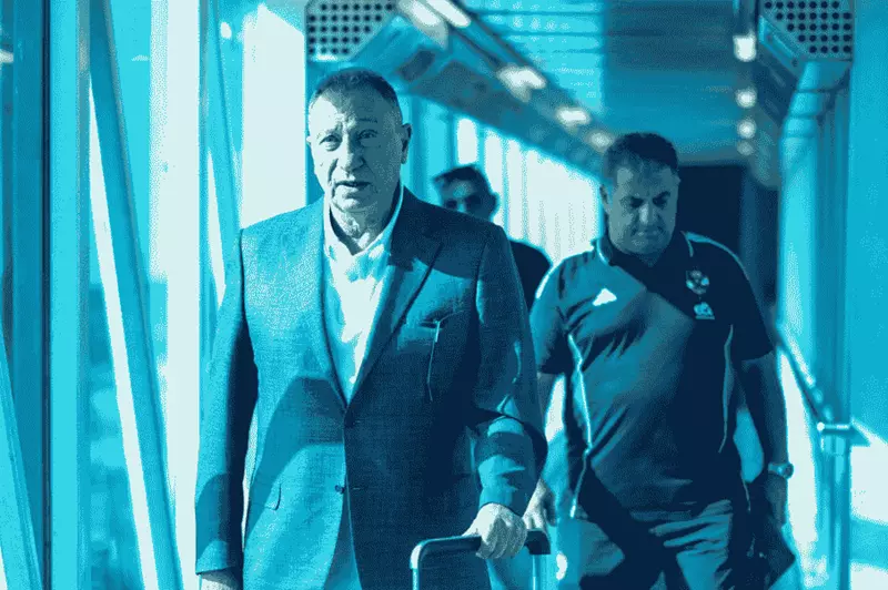 برئاسة الخطيب، النادي الأهلي يسافر إلى تونس لإجراء معسكر تدريبي.